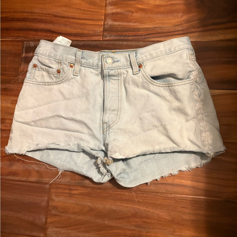 Levi’s 501 Original Light Wash Denim Cutoff Shorts W29 (0549)